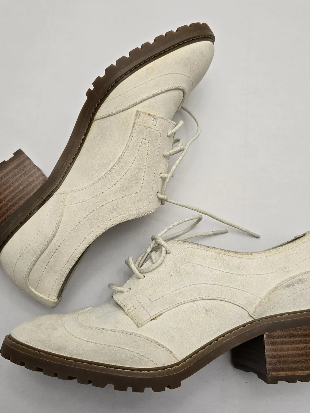 Michael Kors Women's Cream Suede Lace-Up Oxford Shoes